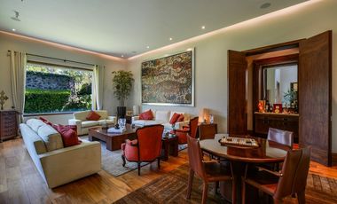 VENTA RESIDENCIA EN JARDINES DEL PEDREGAL