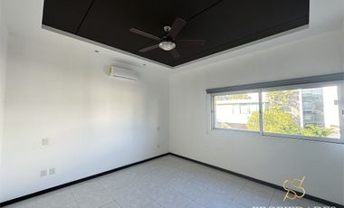 Casa en RENTA en Residencial Arbolada