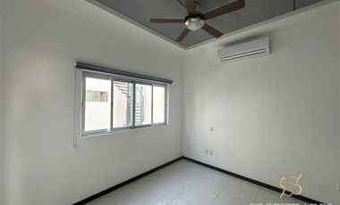 Casa en RENTA en Residencial Arbolada