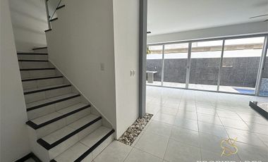 Casa en RENTA en Residencial Arbolada