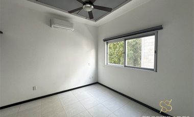 Casa en RENTA en Residencial Arbolada