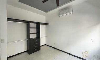 Casa en RENTA en Residencial Arbolada