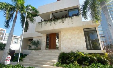 Casa en Venta en Puerto Cancùn