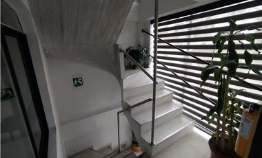 VENTA CASA CON RENTA EN PERALONSO