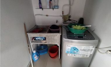 VENTA CASA CON RENTA EN PERALONSO