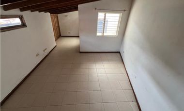Se Arrienda Apartaestudio en el Centro, Rionegro
