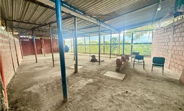 ARRIENDA BODEGA EN BAJO TABLAZO