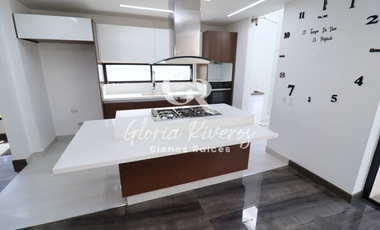 Renta Casa en Conjunto Cerrado de Cota, Cundinamarca