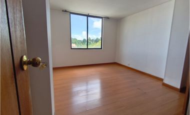 ARRIENDA APARTAMENTO DUPLEX EN PALERMO