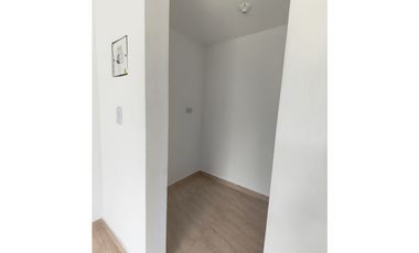 ARRIENDA LOCAL CASTILLA SECTOR AUTONOMA