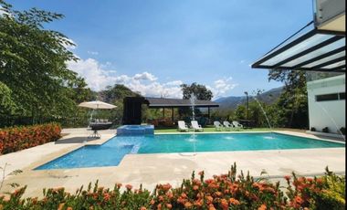 Casa Finca de Lujo en Sopetrán  ¡Invierte y Disfruta!  JCR