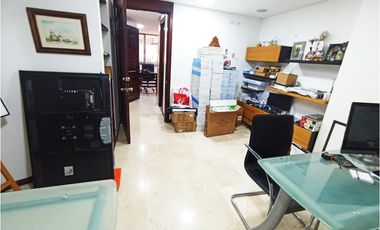 OFICINA EN VENTA EN LAURELES, ÚLTIMO PRECIO PARA VENTA DE CONTADO