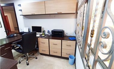 OFICINA EN VENTA EN LAURELES, ÚLTIMO PRECIO PARA VENTA DE CONTADO