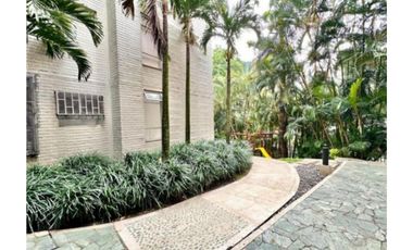 Apartamento en venta en la Aguacatala Medellín