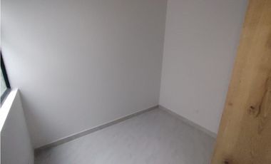 Se Arrienda Casa a Estrenar en el Carmen Colonial