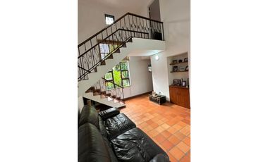 CASA  CAMPESTRE A LA VENTA EN CONDOMINIO LAS MERCEDES JAMUNDI