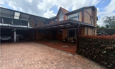 VENDEMOS- Casa en Agrupación campestre la Balsa.
