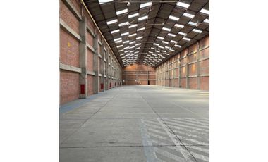 BODEGA EN ARRIENDO, PARQUE INDUSTRIAL , SIBERIA