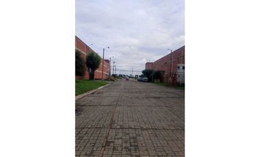BODEGA EN ARRIENDO, PARQUE INDUSTRIAL , SIBERIA