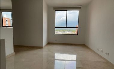 VENTA DE APARTAMENTO EN PINARES DE PARQUE NATURA JAMUND-VALLE