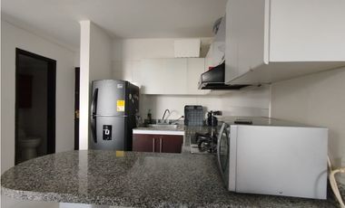 SE VENDE APARTA ESTUDIO EN LA CIRVUNVALAR AREA 50M2 - ASCENSOR