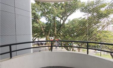 SE VENDE APARTA ESTUDIO EN LA CIRVUNVALAR AREA 50M2 - ASCENSOR