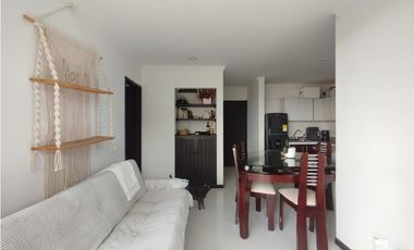 SE VENDE APARTA ESTUDIO EN LA CIRVUNVALAR AREA 50M2 - ASCENSOR