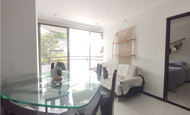 SE VENDE APARTA ESTUDIO EN LA CIRVUNVALAR AREA 50M2 - ASCENSOR
