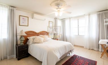 Venta de casa esquinera de 570,93 mts en Villa Lilla/ San Francisco