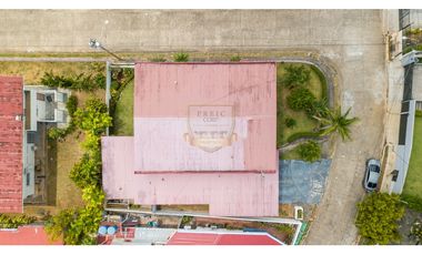 Venta de casa esquinera de 570,93 mts en Villa Lilla/ San Francisco