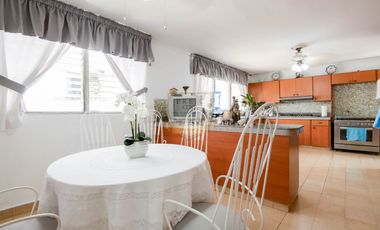 Venta de casa esquinera de 570,93 mts en Villa Lilla/ San Francisco