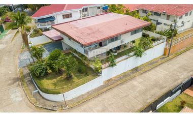 Venta de casa esquinera de 570,93 mts en Villa Lilla/ San Francisco