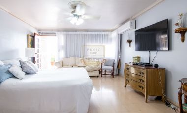 Venta de casa esquinera de 570,93 mts en Villa Lilla/ San Francisco