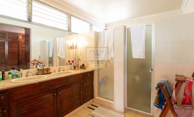 Venta de casa esquinera de 570,93 mts en Villa Lilla/ San Francisco