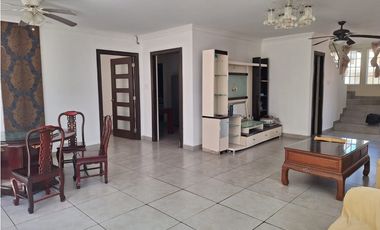 Venta de Casa esquinera de 310 mts en Brisas del Golf/ Brisas Point