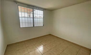VENTA Y ALQUILER CASA 324 M2 TERRAZAS DE BRISAS DEL GOLF CV