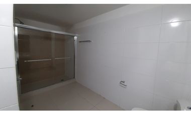 En venta Apartamento Amoblado en Midrise - Woodlands, Panamá Pacífico