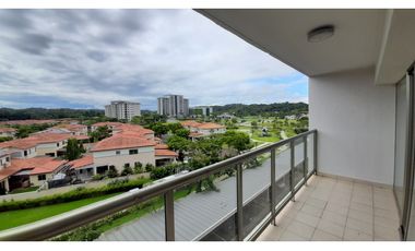 En venta Apartamento Amoblado en Midrise - Woodlands, Panamá Pacífico