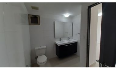 En venta Apartamento Amoblado en Midrise - Woodlands, Panamá Pacífico