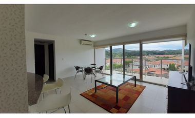 En venta Apartamento Amoblado en Midrise - Woodlands, Panamá Pacífico