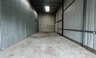 PARQUE INDUSTRIAL MAÑANITAS / 80M / 2 PARKING / ESPACIO AMPLIO