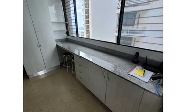 Se Alquila apto.en.Punta Paitilla