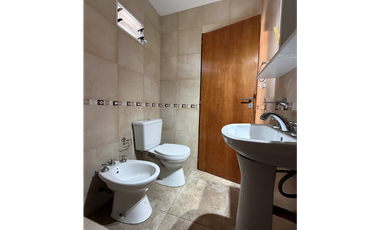 Islas Malvinas 2932, Dpto. 1, e/ Santiago y Asunción, I. Casanova