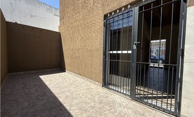 Islas Malvinas 2932, Dpto. 1, e/ Santiago y Asunción, I. Casanova