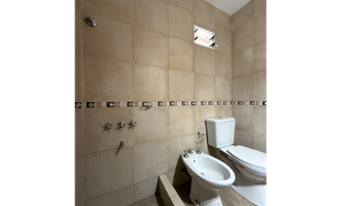 Islas Malvinas 2932, Dpto. 1, e/ Santiago y Asunción, I. Casanova