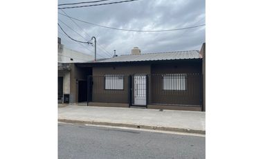 Islas Malvinas 2932, Dpto. 1, e/ Santiago y Asunción, I. Casanova