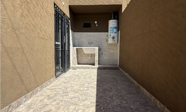 Islas Malvinas 2932, Dpto. 1, e/ Santiago y Asunción, I. Casanova