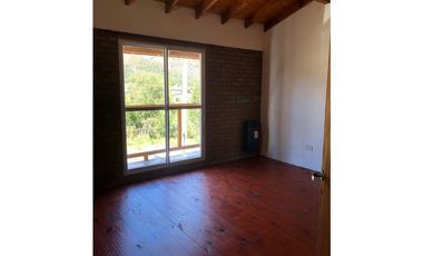 SE ALQUILA AMPLIO DEPARTAMENTO DE 2 DORMITORIOS EN EL BOLSÓN