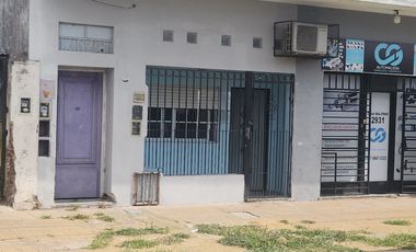 Islas Malvinas 2931, entre Santiago y Asunción