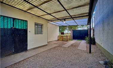 Venta Casa de 2 dormitorios Bº Constantini